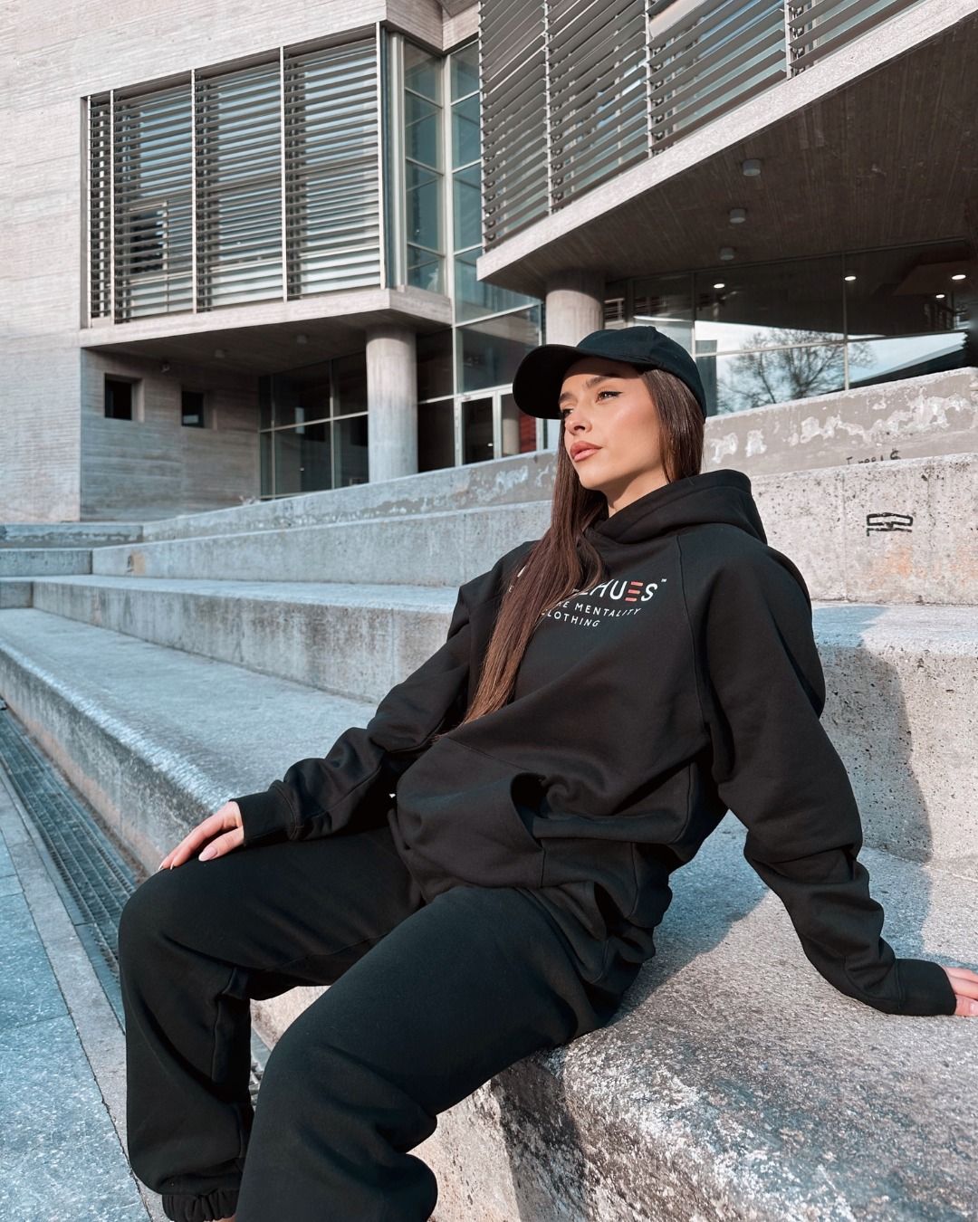 The Power of Simplicity — Why a White Shirt Never Fails